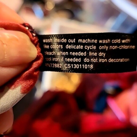 Fashion Bug Women's Size 1X Red & Black Collar Beaded Tank Coquette Office Wear - Picture 6 of 6